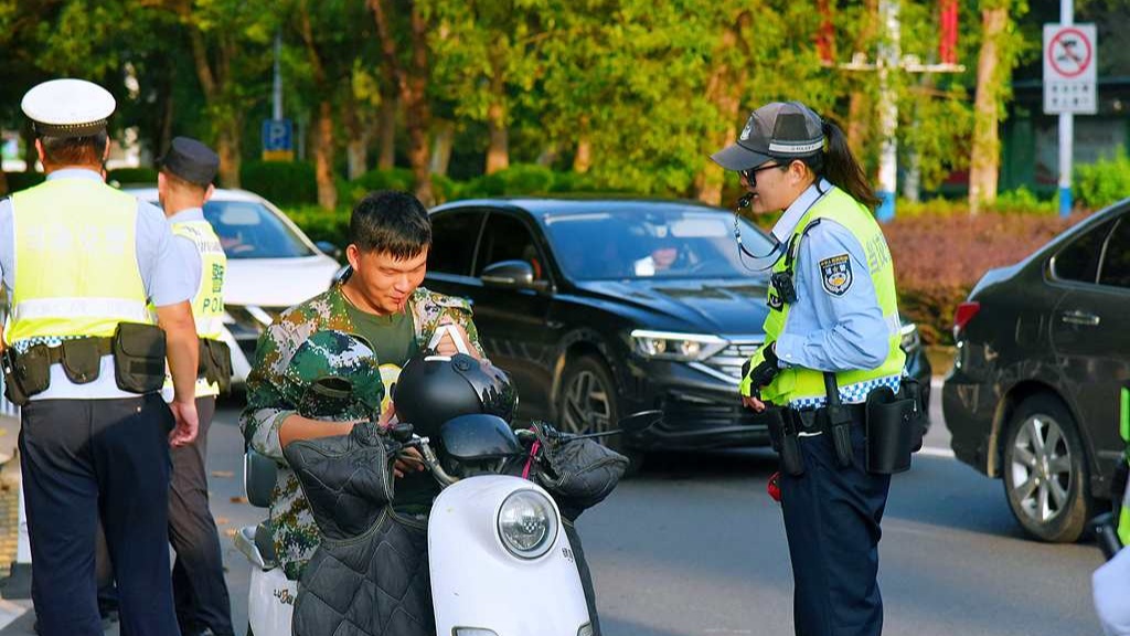 年底前北京市主要路口均可抓拍电动自行车违法